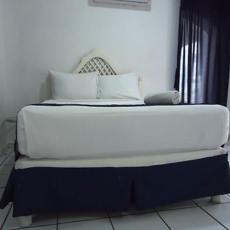 Hotel Bagasi Manzanillo Exterior photo