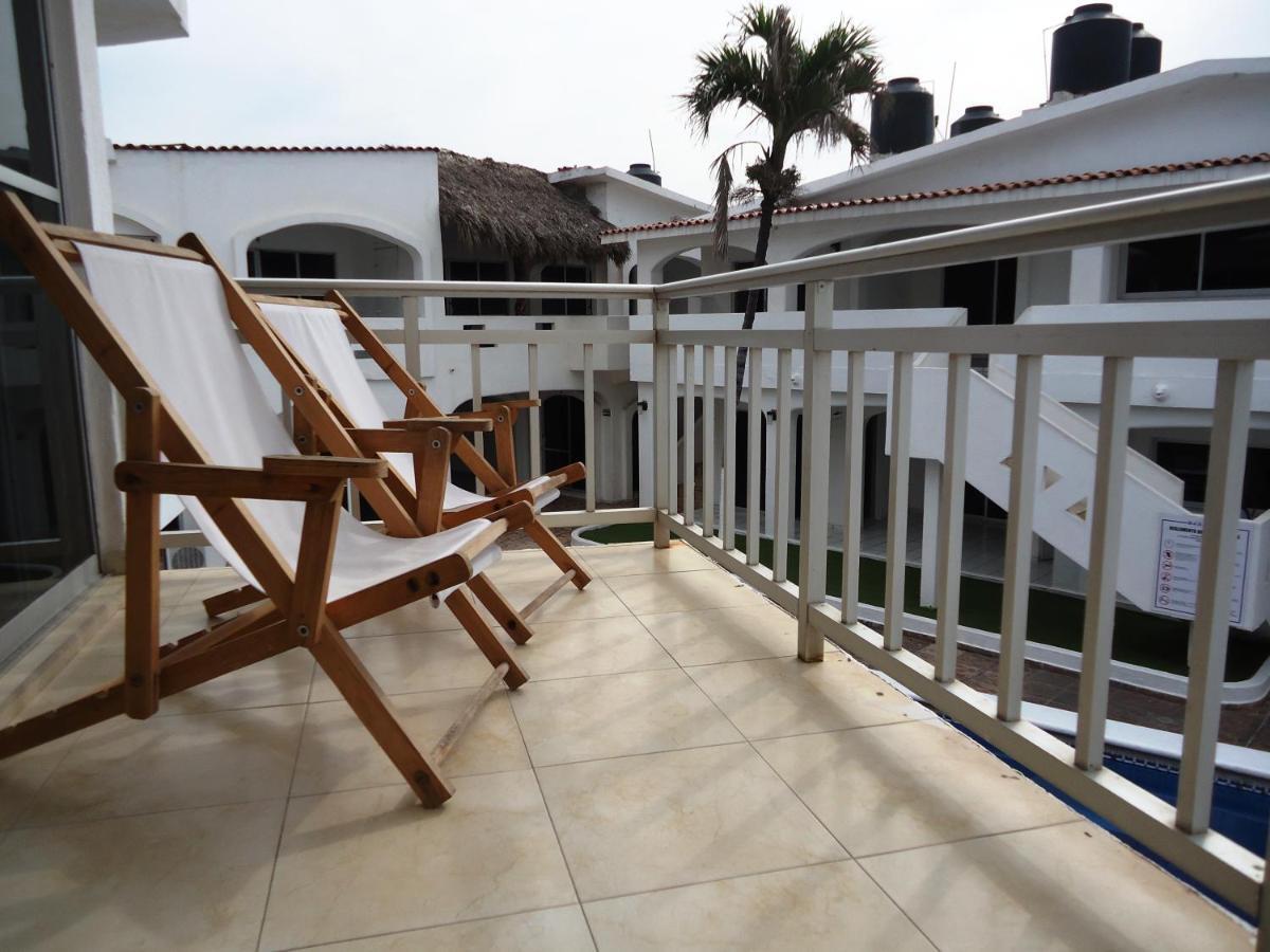 Hotel Bagasi Manzanillo Exterior photo