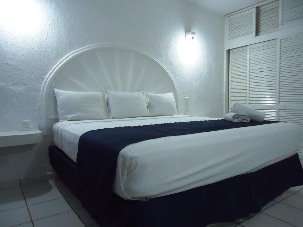 Hotel Bagasi Manzanillo Exterior photo
