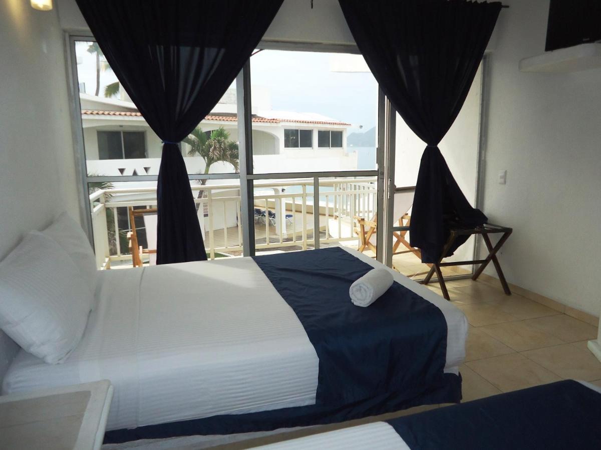 Hotel Bagasi Manzanillo Exterior photo