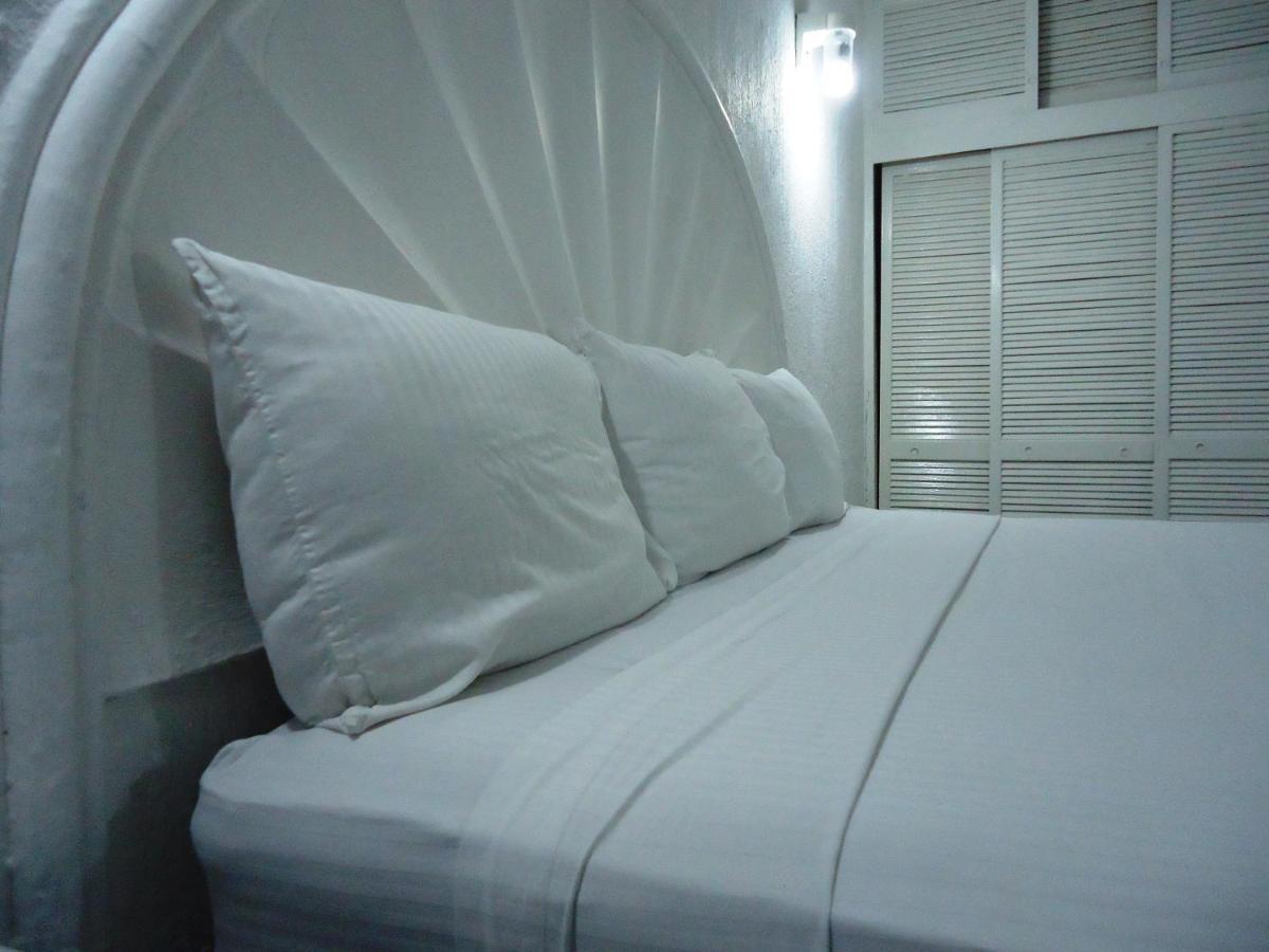Hotel Bagasi Manzanillo Exterior photo